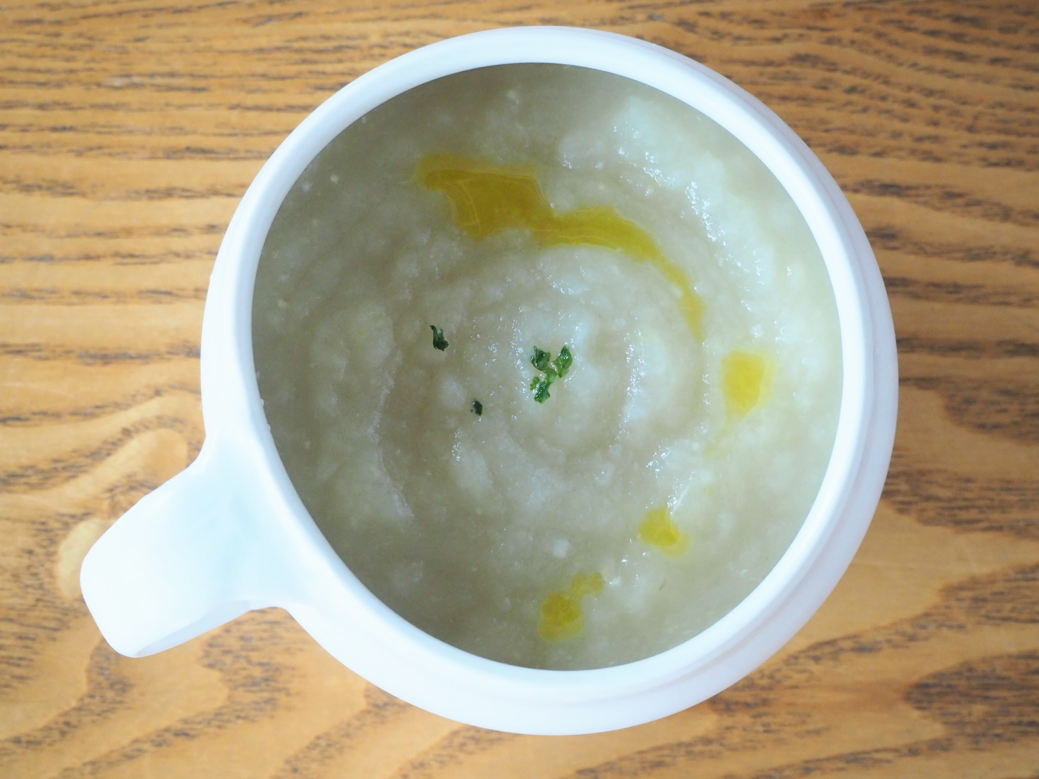“なべの素こうじ”をつかったとろとろの優しい味わい『カブと玉ねぎのポタージュ』