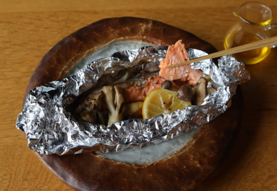 秋鮭とキノコのホイル焼き