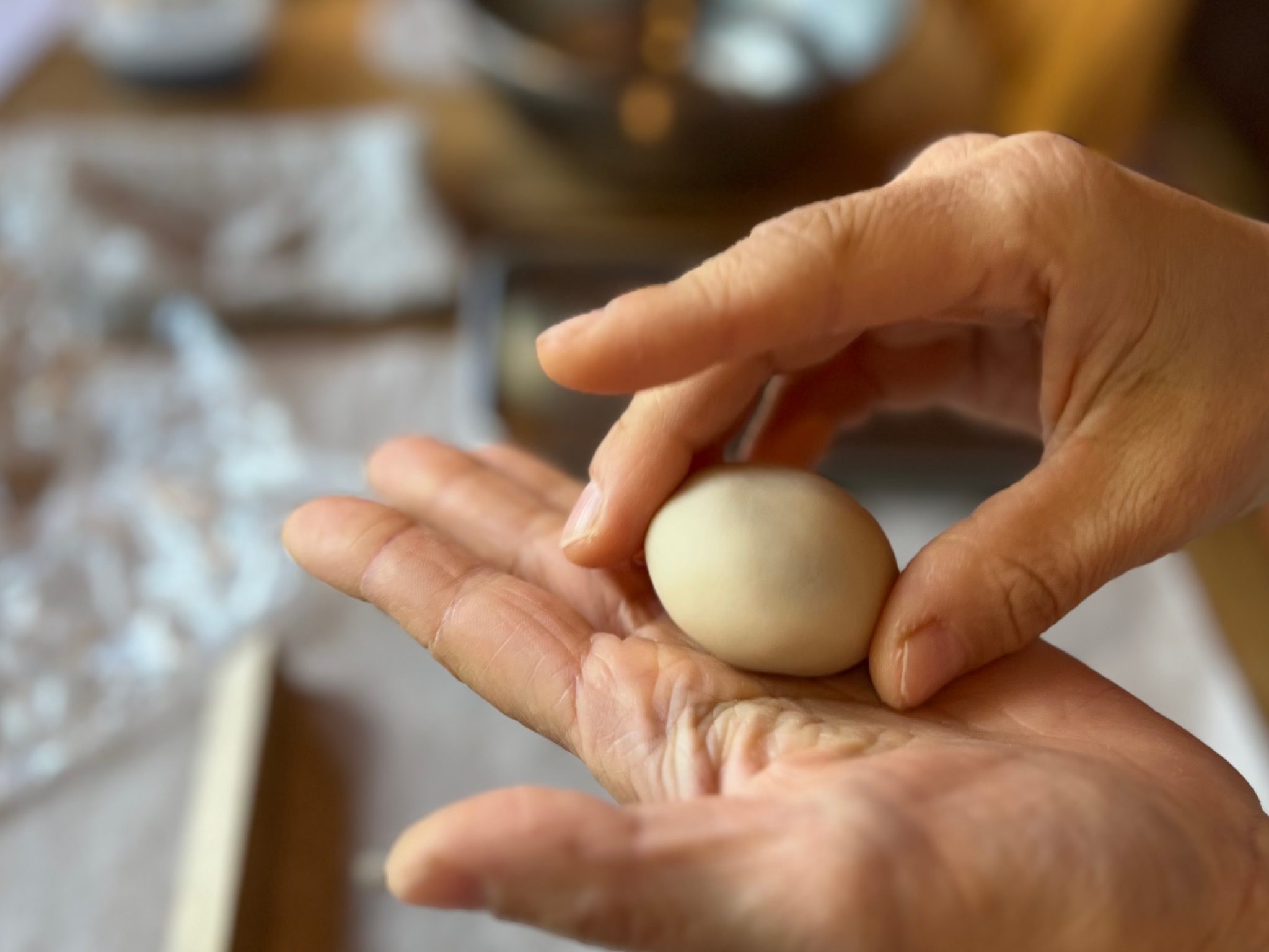 手のひらに春をのせて。糸島「香菓」さんと作る春を待つ和菓子体験